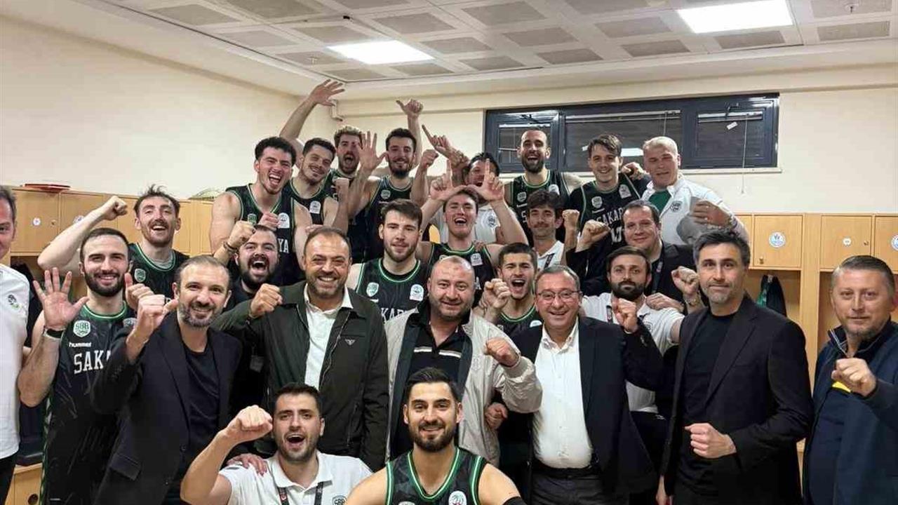 Sakarya Büyükşehir Basketbol Takımı, Eskişehir'de 65-71 ile Galip Geldi