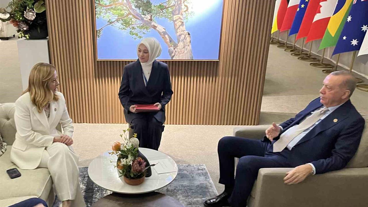 Cumhurbaşkanı Erdoğan, Güney Afrika'da İtalya Başbakanı Meloni ile Görüştü