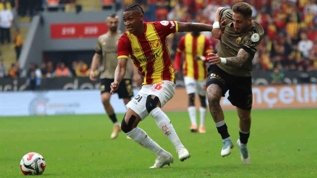 İzmir Göztepe, Kocaelispor ile Oynadığı Maçta İlk Yarıda Gol Atamadı