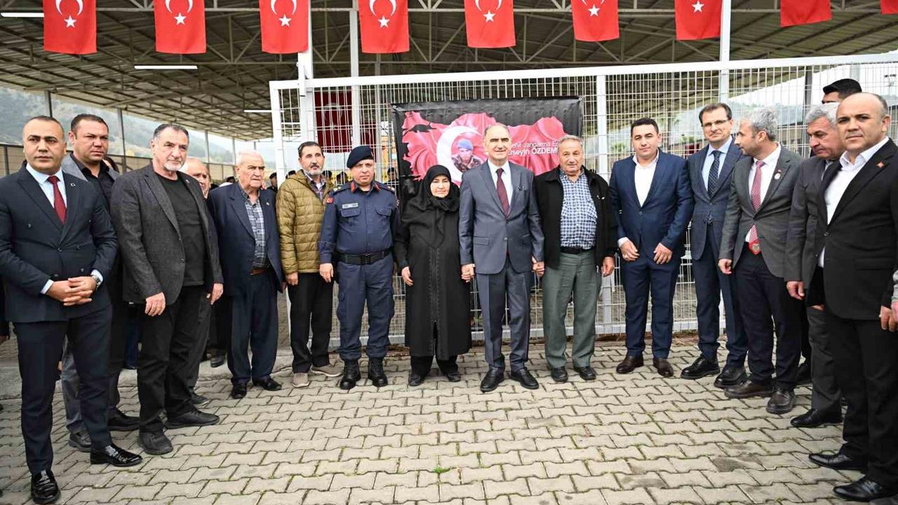 Manisa'nın Salihli İlçesinde Vali Özkan, Şehit Aileleri ve Gazilerle Bir Araya Geldi