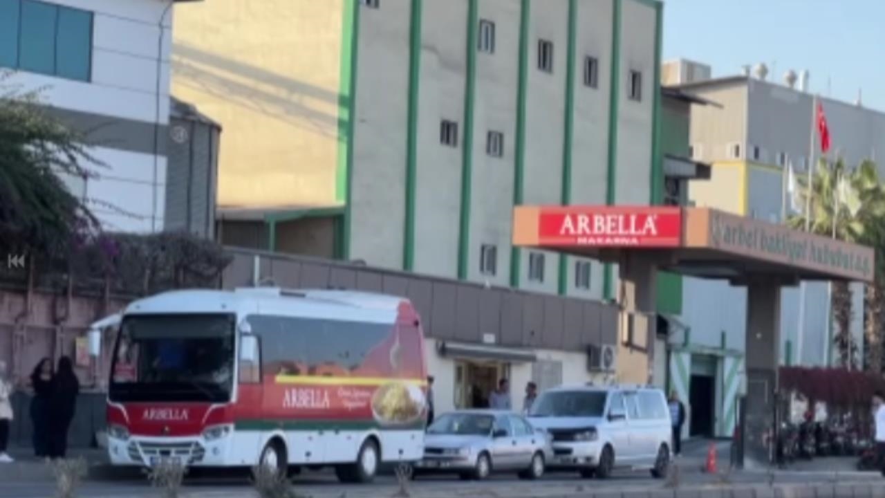 Arbel Makarna Fabrikasında Zirai İlaç Zehirlenmesi: 11 İşçi Hastaneye Kaldırıldı