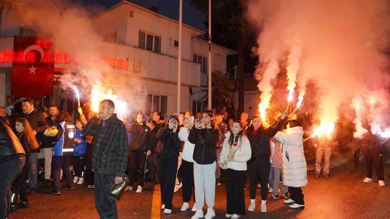 Kırklareli Pınarhisar'da Türkiye Şampiyonu Takımlar Coşkuyla Karşılandı