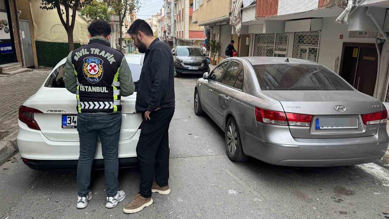 İstanbul Şişli'de Trafiği Tehlikeye Sokan İki Kişiye 41 Bin 507 TL Ceza Kesildi