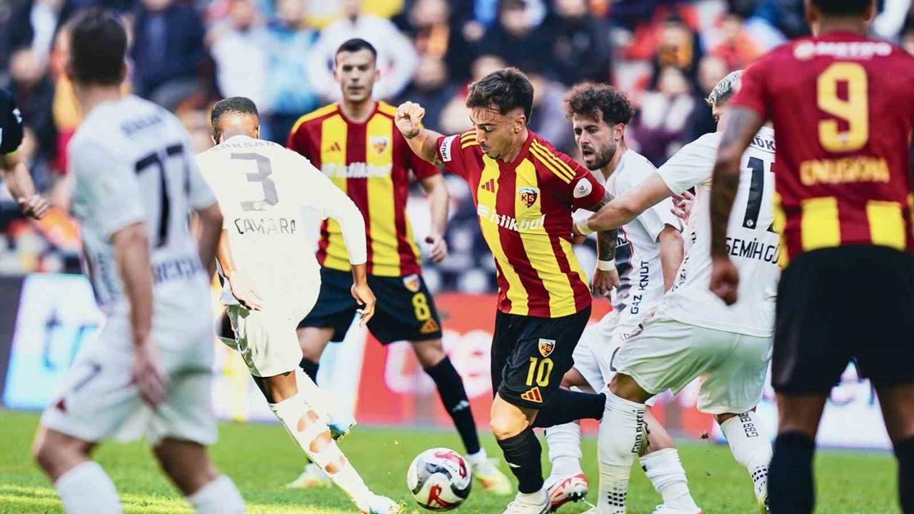 Kayseri'de Kayserispor, Ligin 13. Haftasında 17. Sıraya Düştü