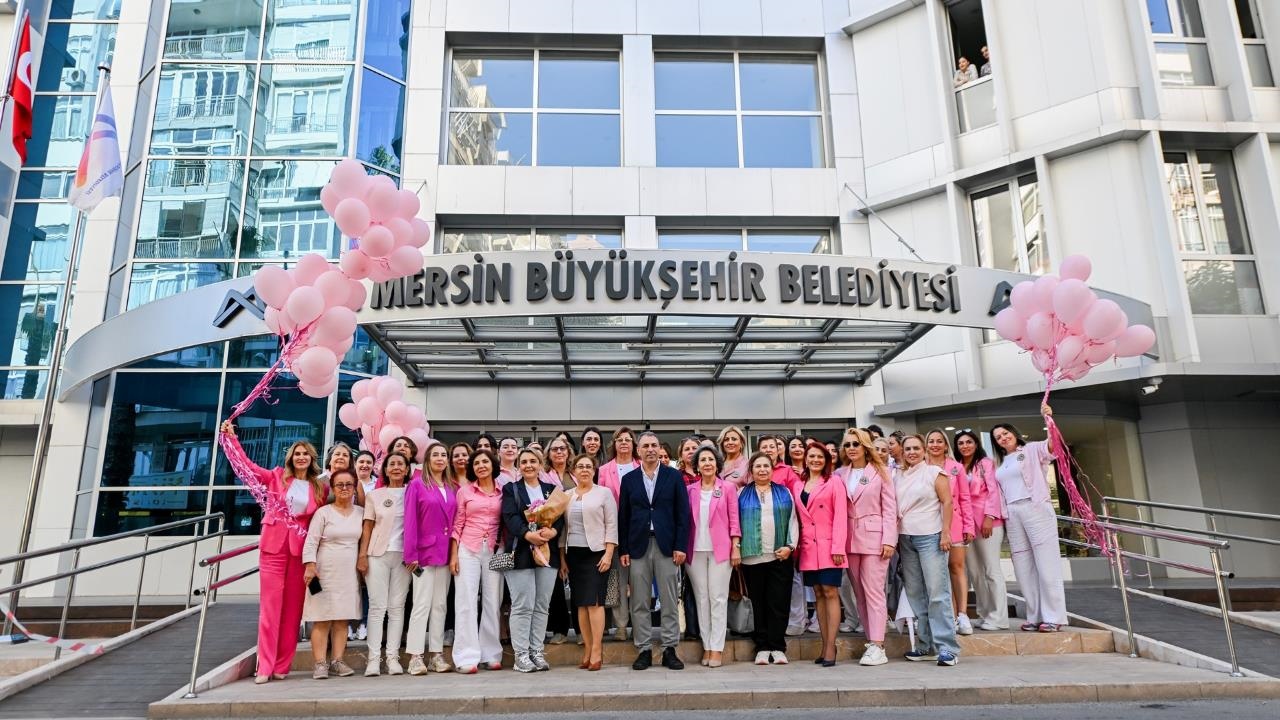 Mersin Büyükşehir Belediyesi Kadına Şiddete Karşı Kadınların Güvenli Çatısı Oldu