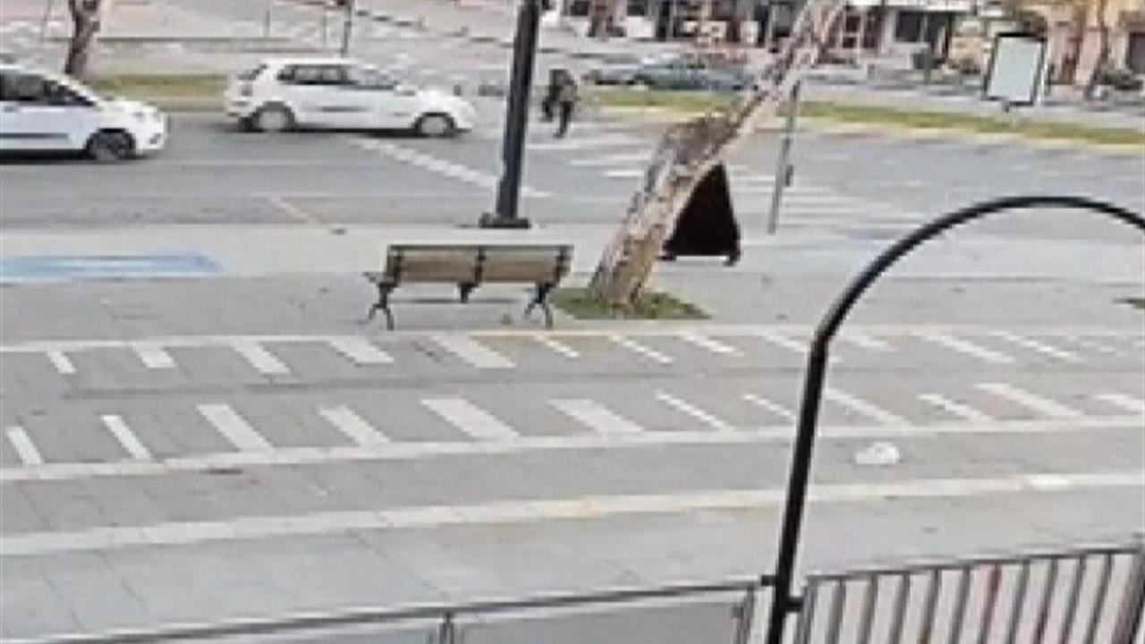 Kahramanmaraş Onikişubat'ta Yaya Geçidinde Otomobil Çarpması Sonucu Yaralı