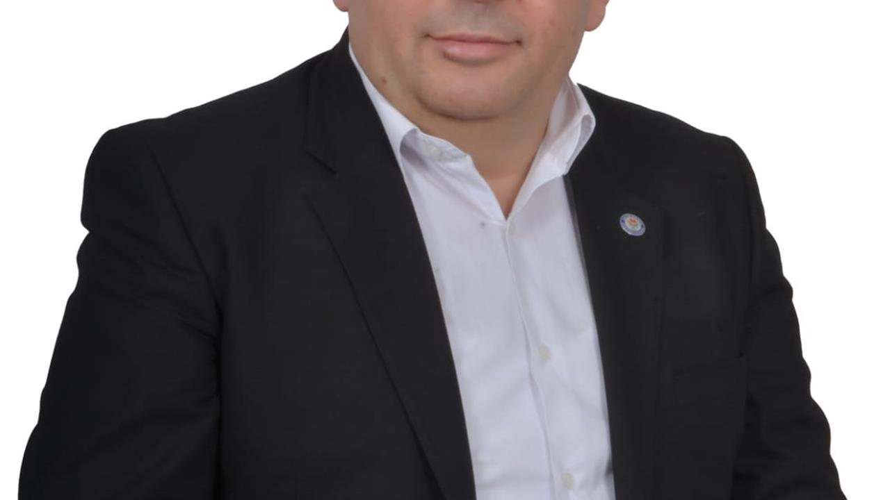 Balıkesir'de Eğitim-Bir-Sen Başkanı Kurter, Eğitim ve Öğretmenlik Üzerine Açıklamalarda Bulundu