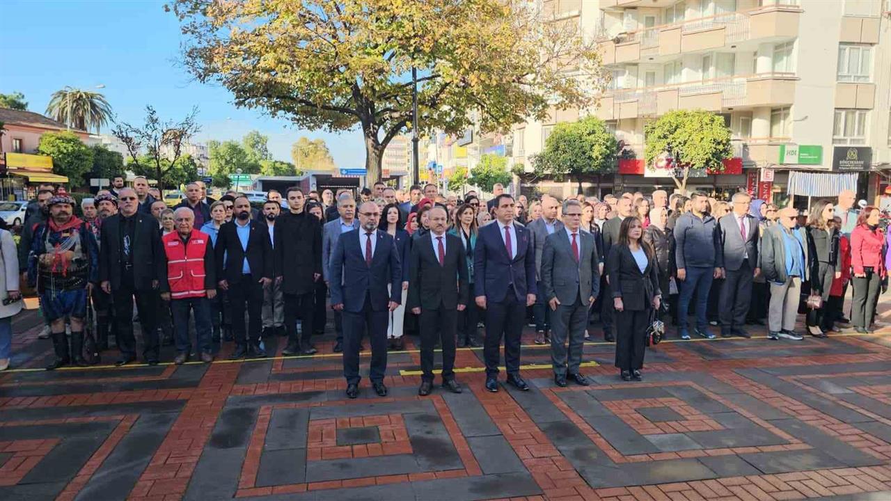 Nazilli'de Öğretmenler Günü Coşkuyla Kutlandı