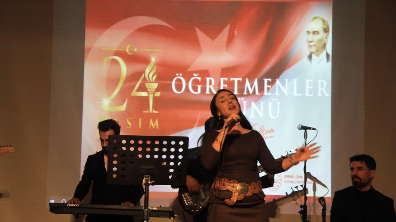 Cizre'de 24 Kasım Öğretmenler Günü Etkinliği Coşkuyla Gerçekleştirildi