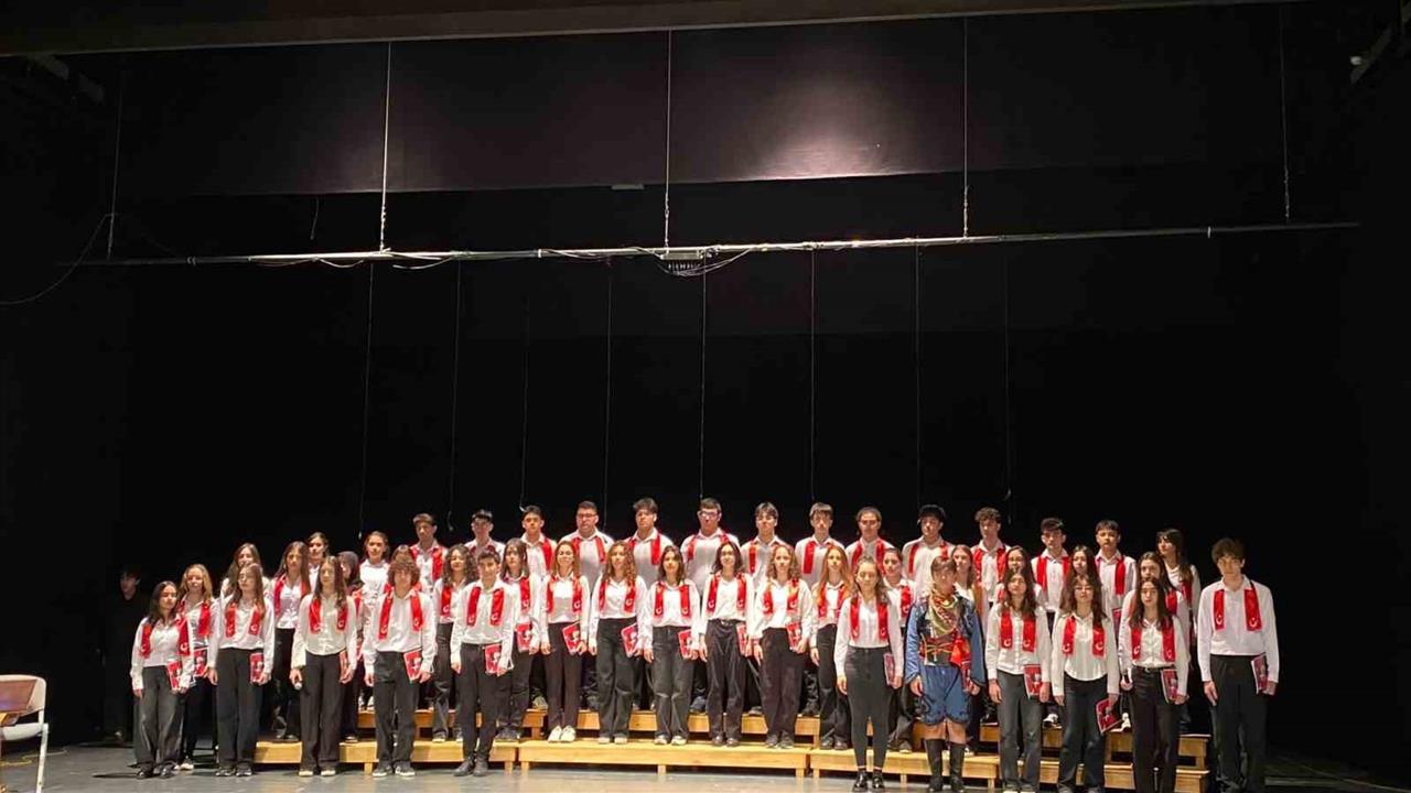 Sinop'ta 24 Kasım Öğretmenler Günü İçin Kutlama Programı Düzenlendi