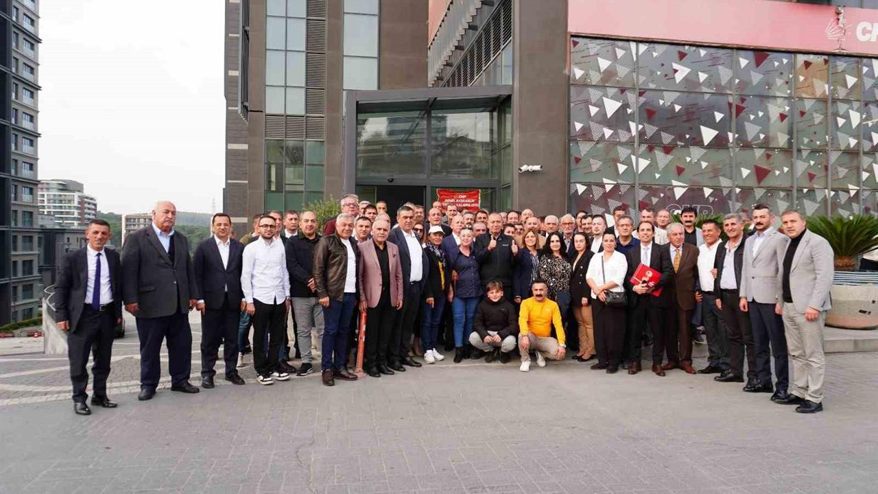 Gürsel Tekin, İstanbul'da 40 Kişilik Kurul Oluşturma Planını Duyurdu