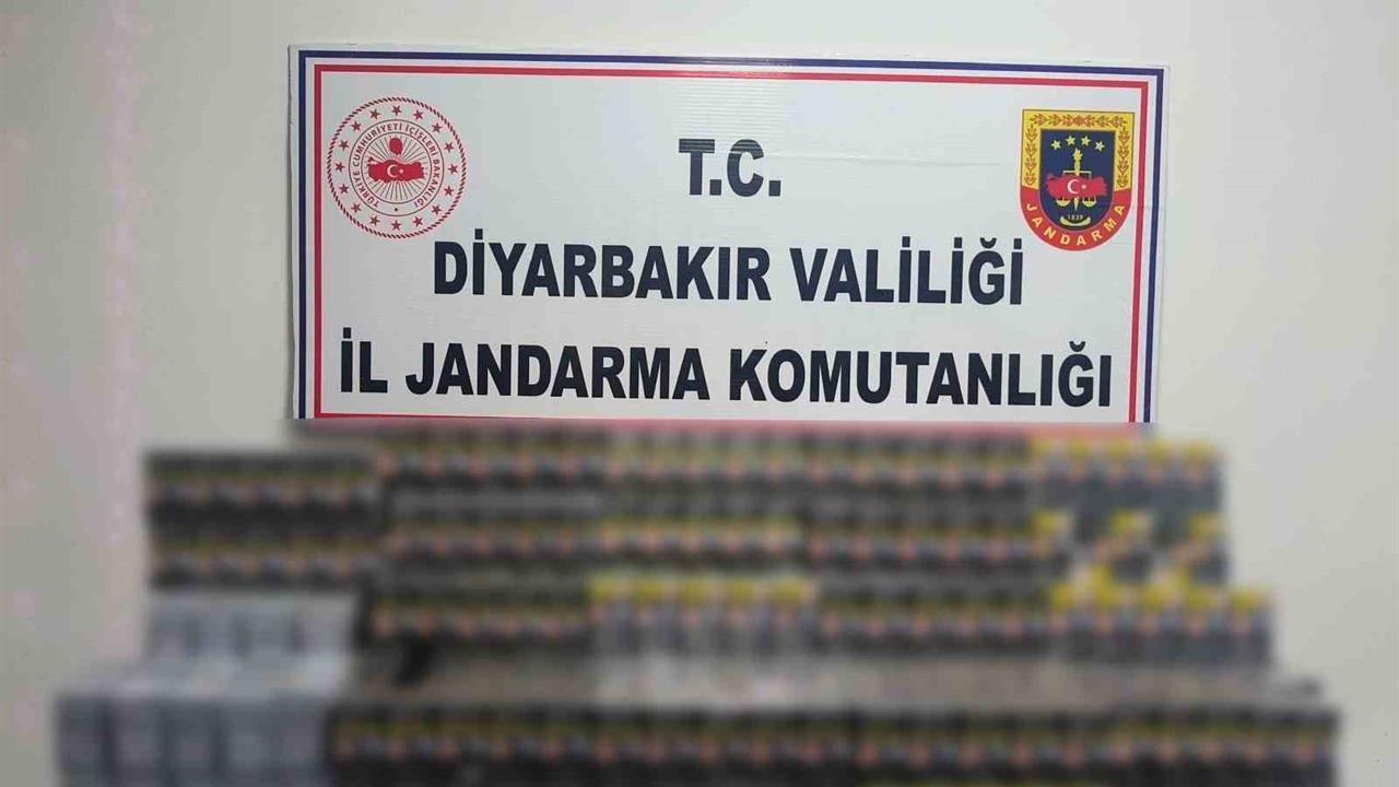Diyarbakır Merkez'de Düzenlenen Kaçakçılık Operasyonunda 10 Bin Dolu Makaron Ele Geçirildi