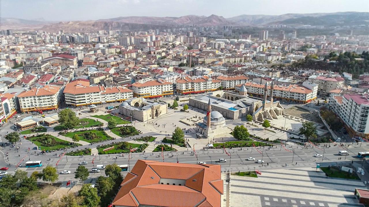 Sivas Merkez'de Yapı Ruhsatı Verilen Daire Sayısı Yüzde 119 Arttı