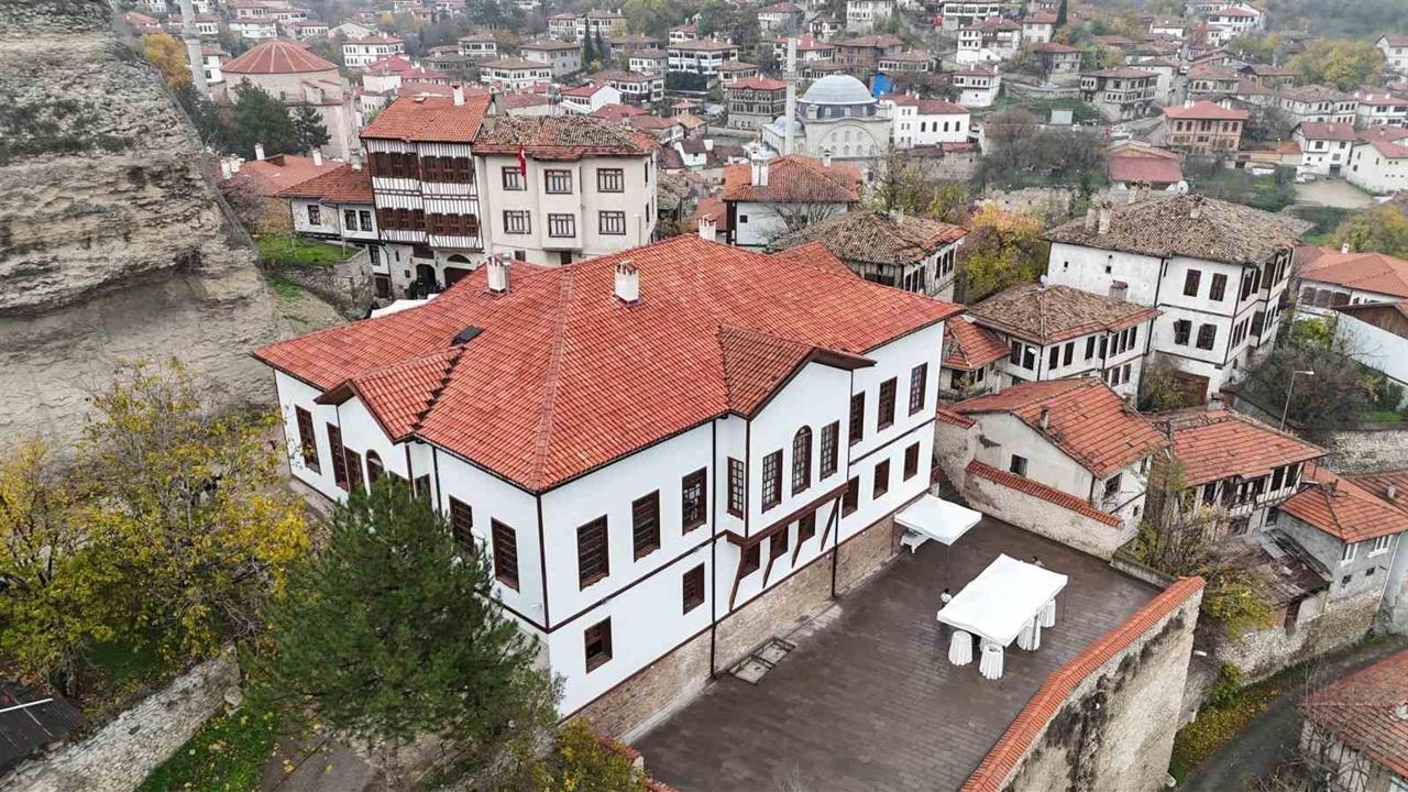 Karabük Safranbolu'da Tarihi Rüştiye Binası Müzeye Dönüştürüldü