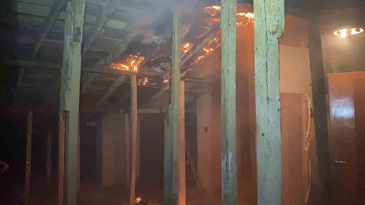 Bursa Mudanya'da Aynı Apartmanda Peş Peşe 6 Yangın Çıktı