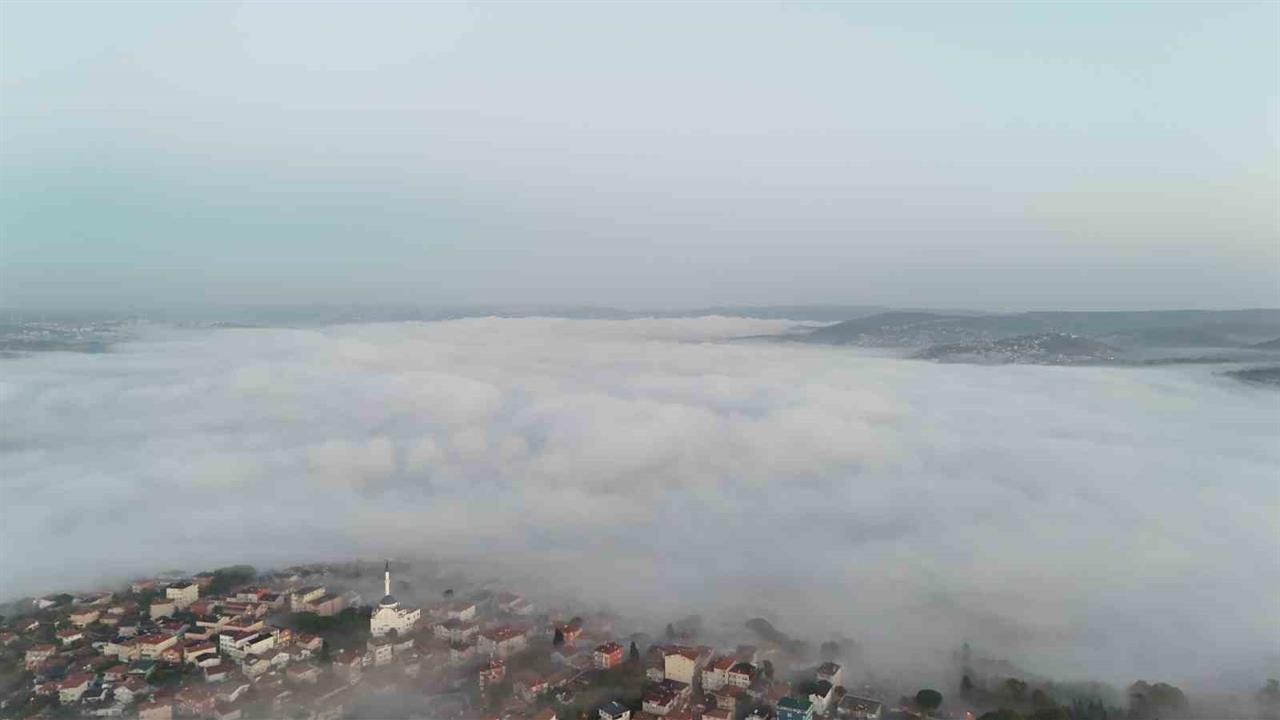 İstanbul Boğazı'nda Sabah Saatlerinde Yoğun Sis Etkili Oldu