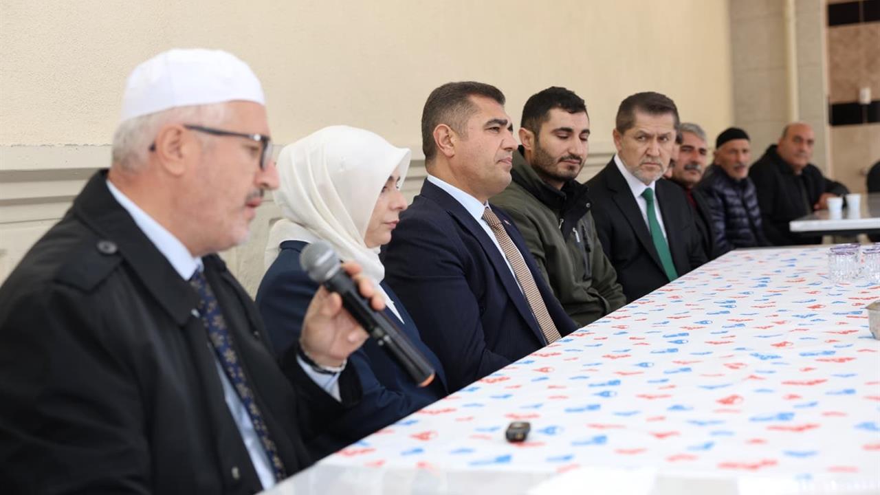 Düzce Valisi Selçuk Aslan, Acılı Aileyi Ziyaret Etti