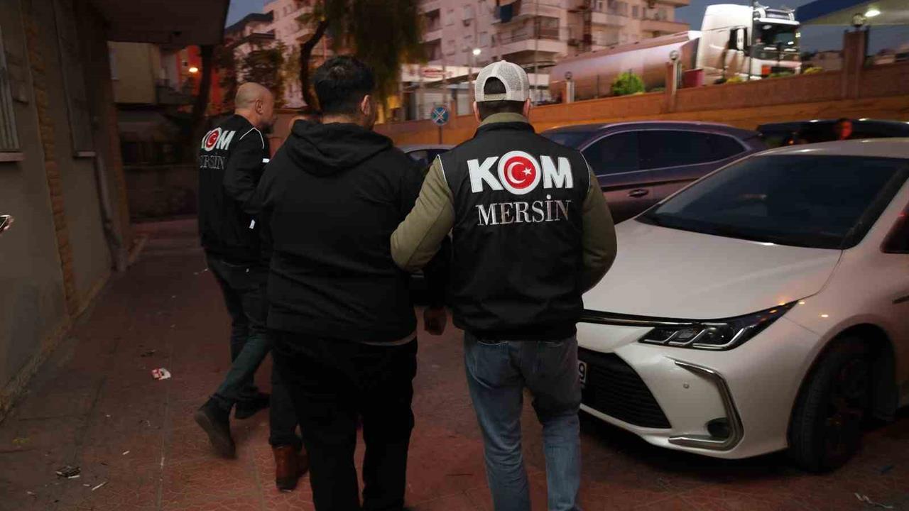 Mersin'de Gümrük Memurlarına Yönelik Rüşvet Operasyonunda 11 Kişi Tutuklandı