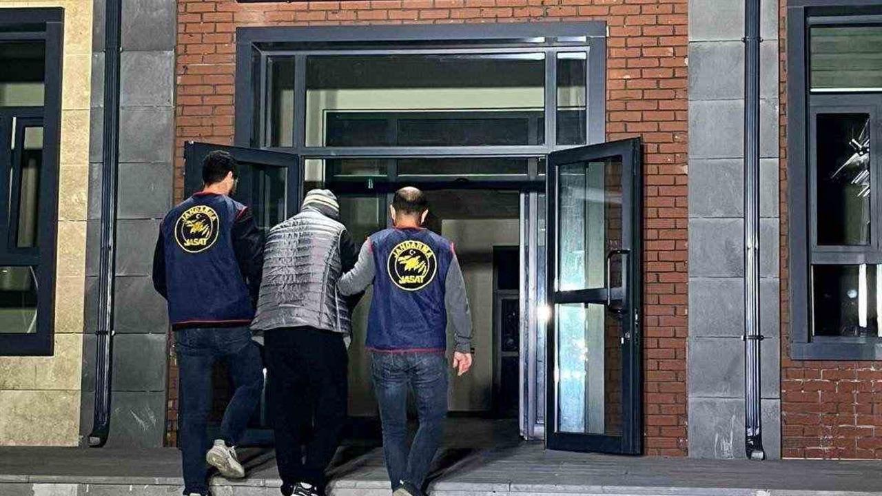 Çanakkale'de Jandarma Ekiplerince Yapılan Operasyonda 15 Şüpheli Tutuklandı