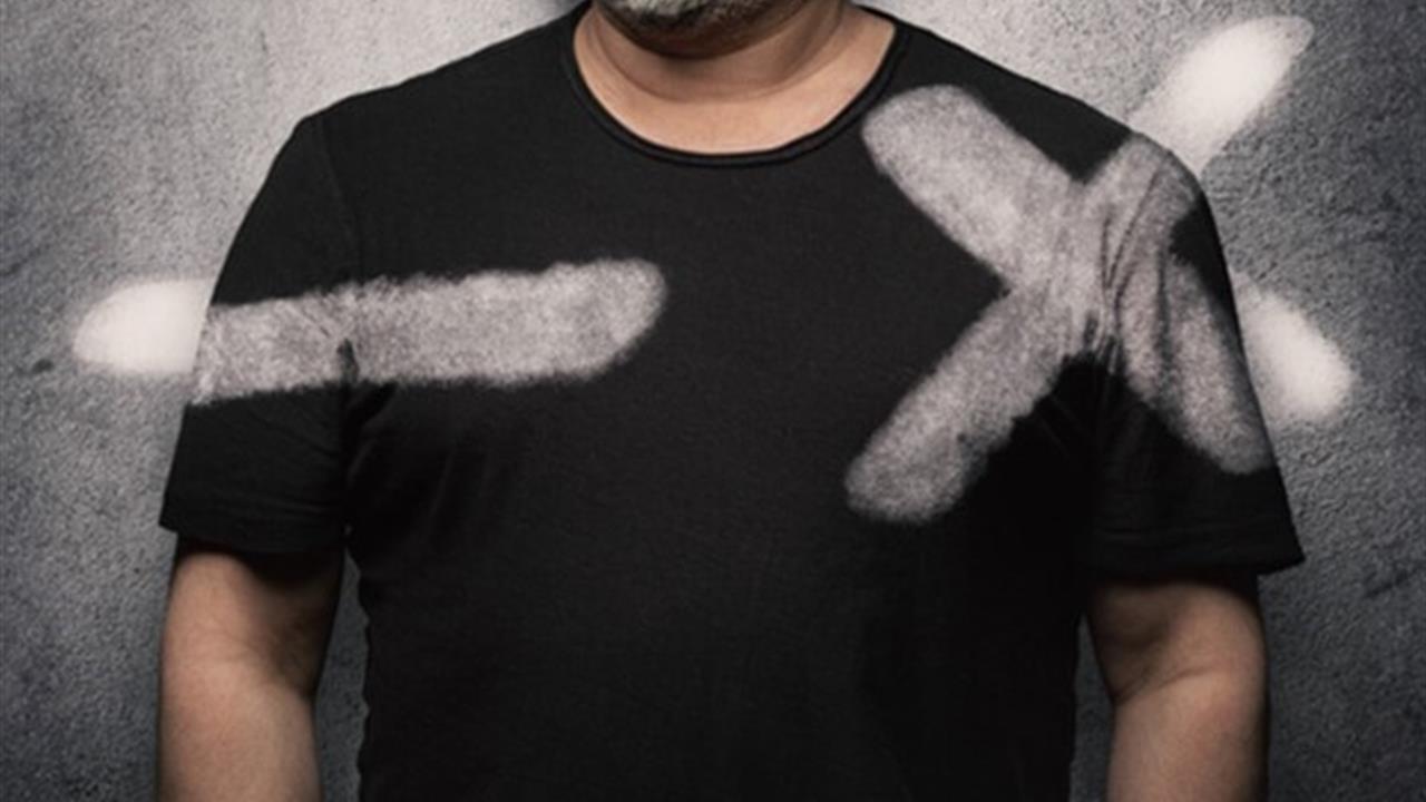 Cem Yılmaz 22 Aralık'ta İstanbul'da "CMXXIV" Gösterisiyle Seyirciyle Buluşacak