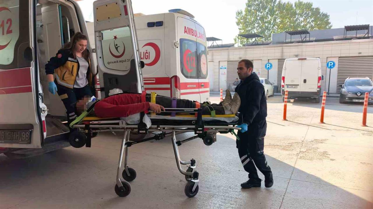 Bursa İnegöl'de Devrilen Tır Kazasında Sürücü İbrahim K. Yaralandı