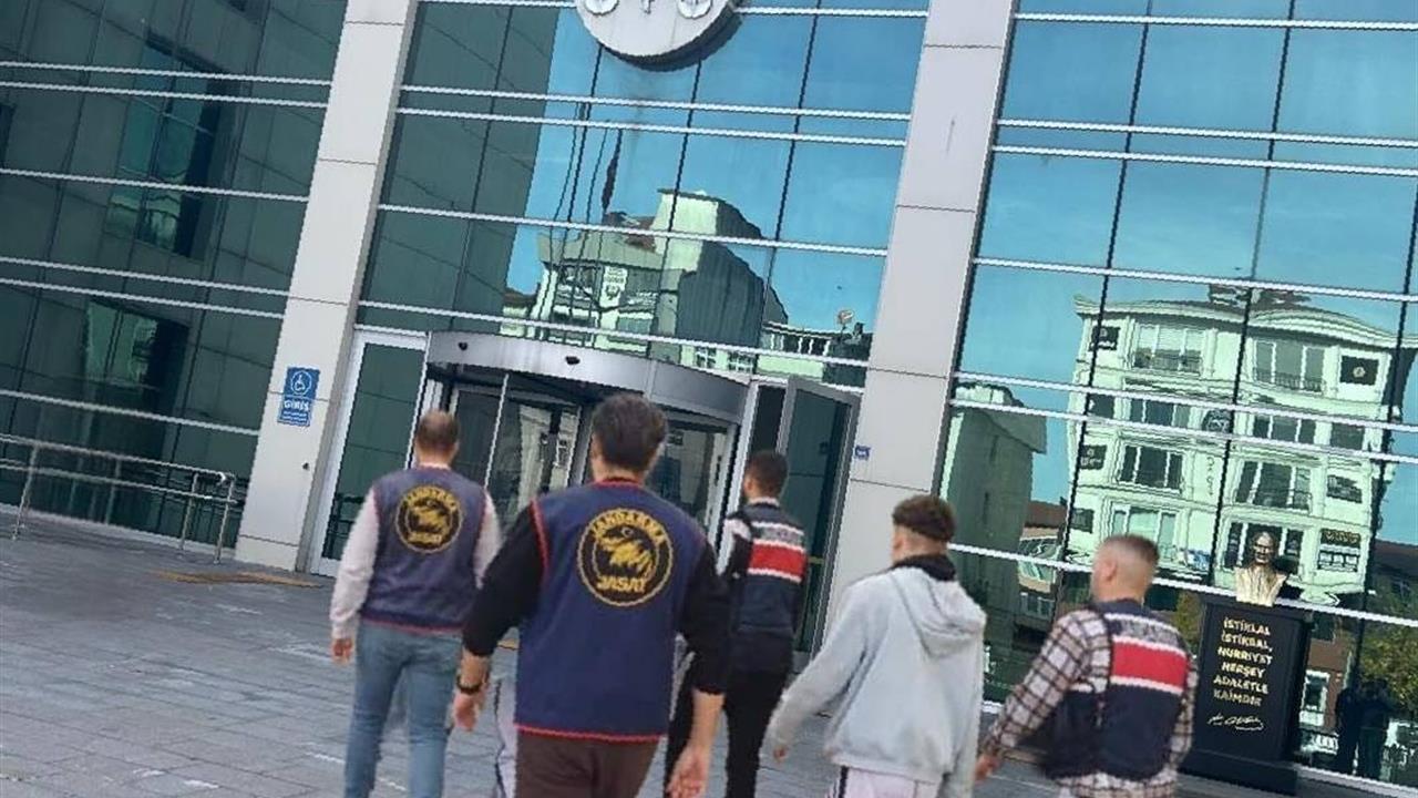 Ordu'da Jandarma Ekipleri, 46 Şüpheliyi Yakalayarak 17 Kişiyi Tutukladı