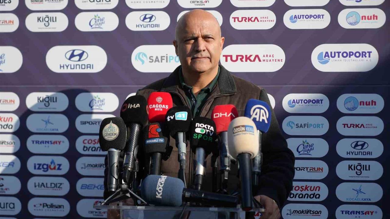 Kocaeli'de Kocaelispor Başkanı Recep Durul, takımın başarısını vurguladı ve Avrupa hedeflerini açıkladı.
