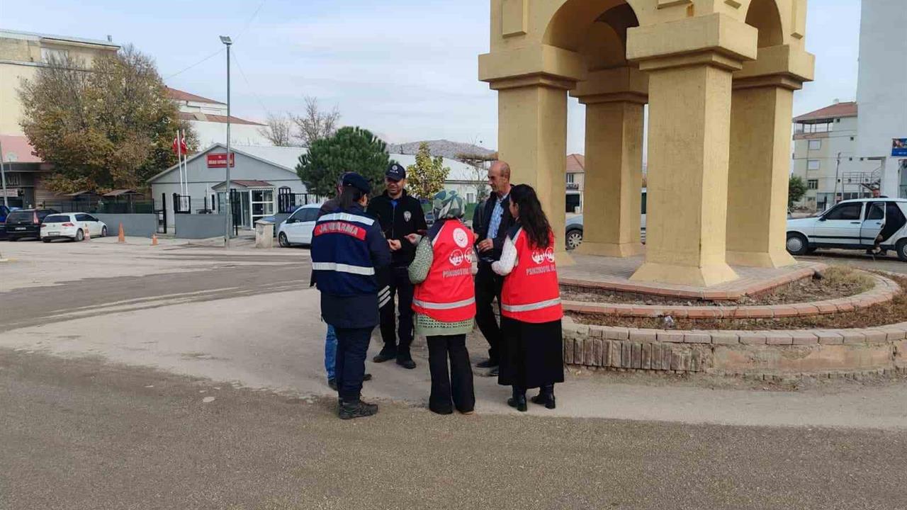 Adıyaman Gölbaşı'nda Kadına Yönelik Şiddetle Mücadele İçin Etkinlik Düzenlendi