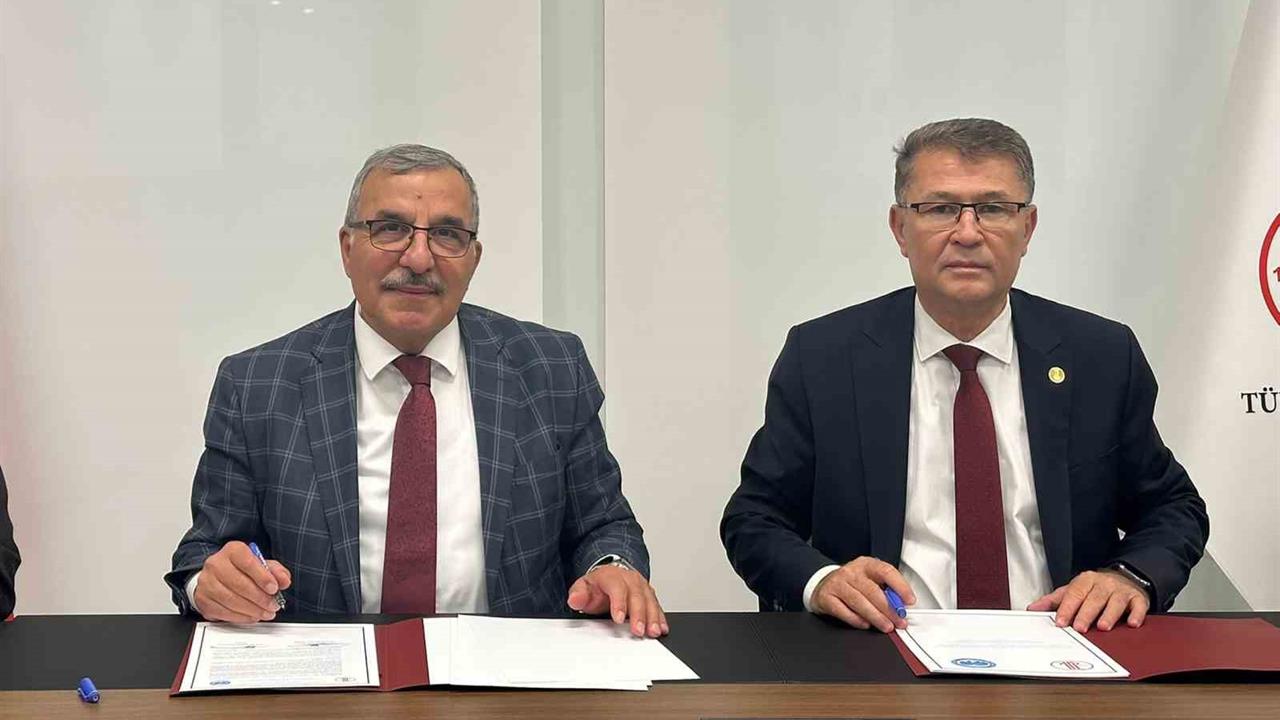 Karamanoğlu Mehmetbey Üniversitesi ve TDK, Ortak Protokol İmzaladı