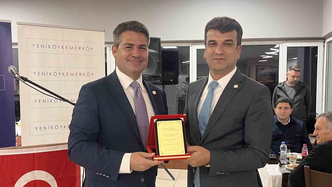 Muğla Milas'ta Öğretmenler Günü, Yeniköy Kemerköy Enerji tarafından düzenlenen etkinlikte kutlandı.