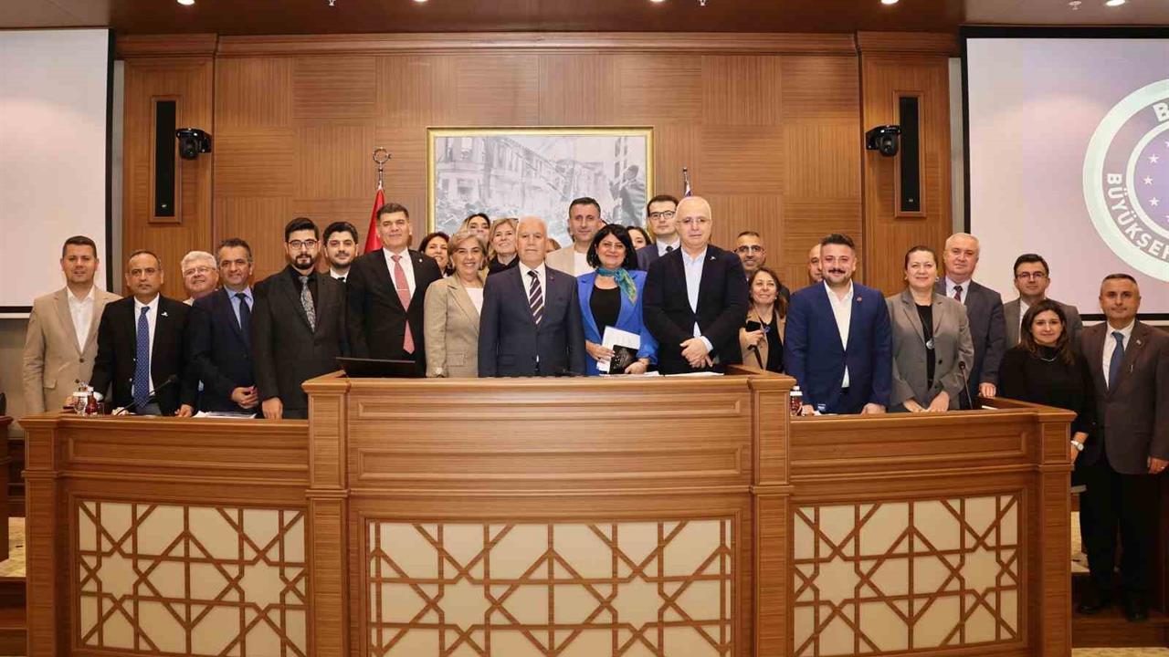 Bursa Büyükşehir Belediyesi'nin 2026 yılı bütçesi oy çokluğuyla kabul edildi.