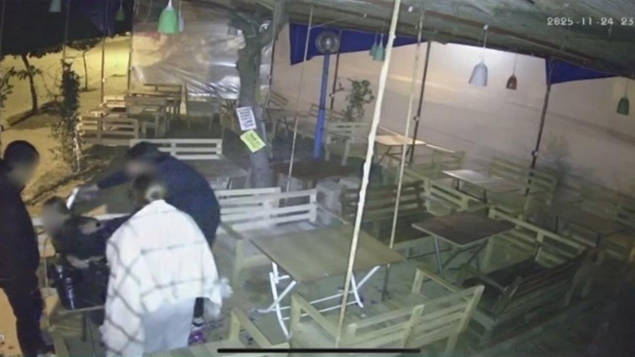 Aydın Efeler'de Kız Kardeşine Kurusıkı Tabanca İle Şaka Yapan Genç Gözaltına Alındı