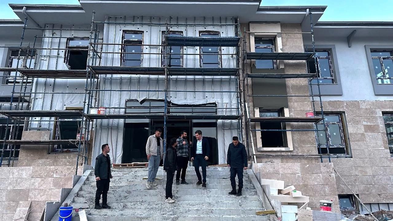 Kütahya Simav'da Jandarma Komutanlığı Yeni Hizmet Binasında Çalışmalar Yüzde 85 Tamamlandı