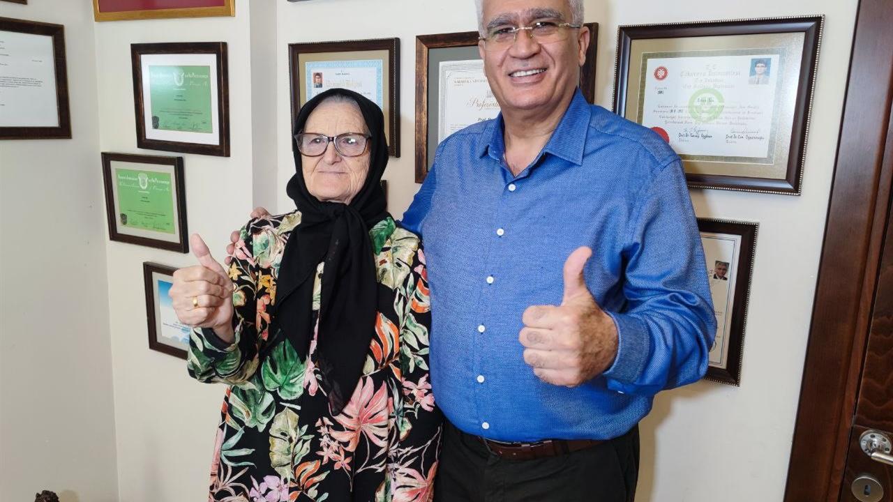 Adana'da 75 Yaşındaki Zarife Satıcı, Fıtık Ameliyatıyla Yeniden Yürümeye Başladı