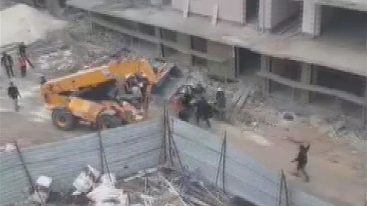 Hatay Antakya'da İşçiler Arasında Çıkan Kavga Polisin Havaya Ateş Açmasıyla Bitti