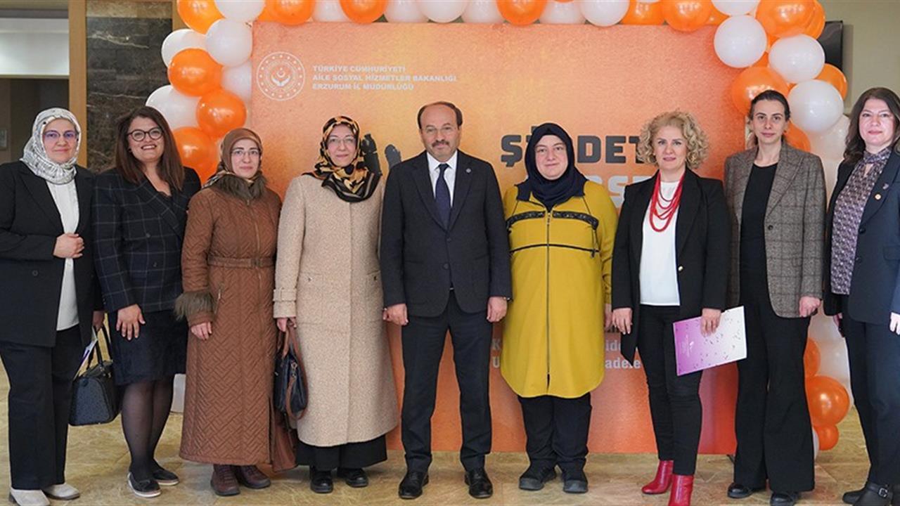 Erzurum'da Kadına Yönelik Şiddetin İzleri Paneli Düzenlendi