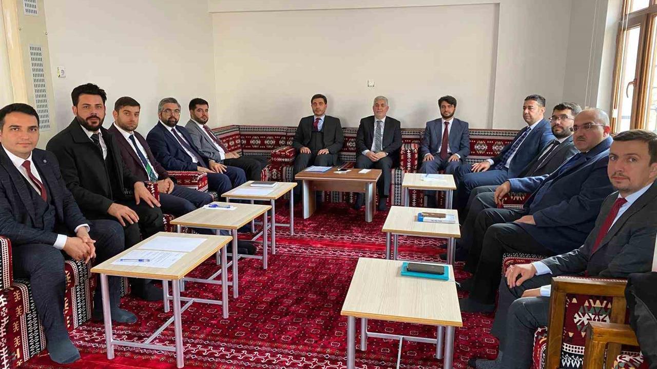 Elazığ Keban'da Kasım Ayı İlçe Müftüleri Toplantısı Gerçekleştirildi