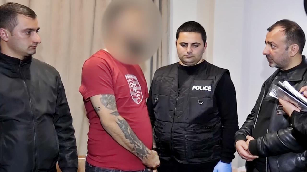 Batum'da "Barış Boyun" Suç Örgütünün İki Üyesi Gözaltına Alındı