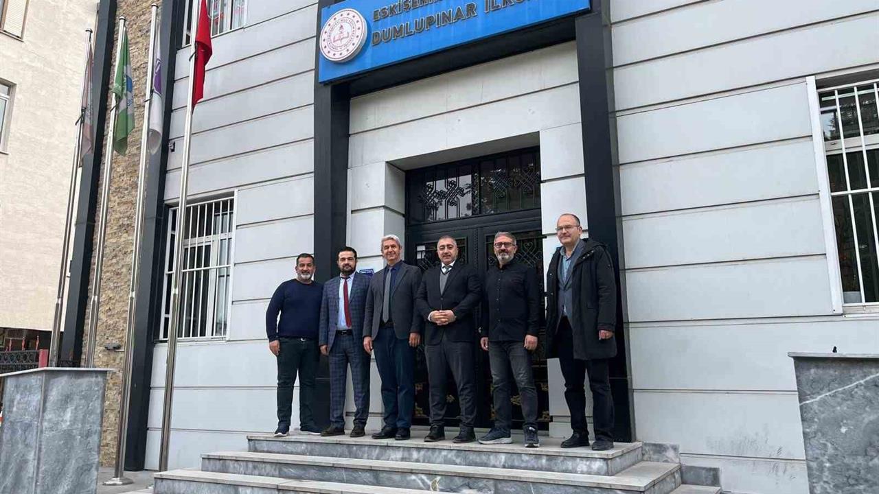 Eskişehir Dumlupınar İlkokulu, ISO 9001 Kalite Yönetim Sistemi Belgesi'ni aldı.