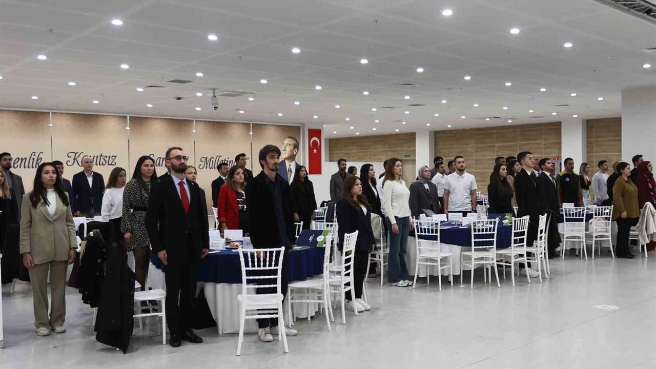 Muğla'da Gençlik Meclisi Oluşumu Yerel Yönetimde Gençlerin Katılımını Sağlayacak