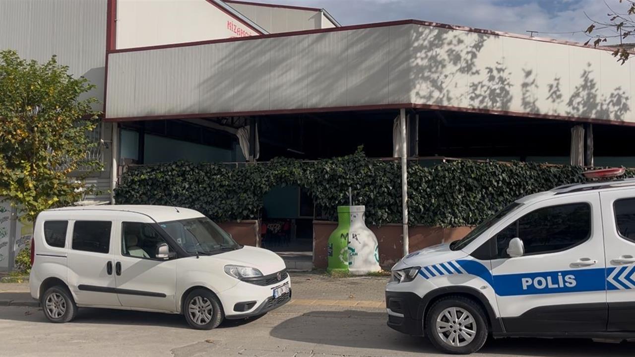 Bursa Yıldırım'da Kahvehanede Eski Damadına Saldıran Baba-Oğul Yakalandı