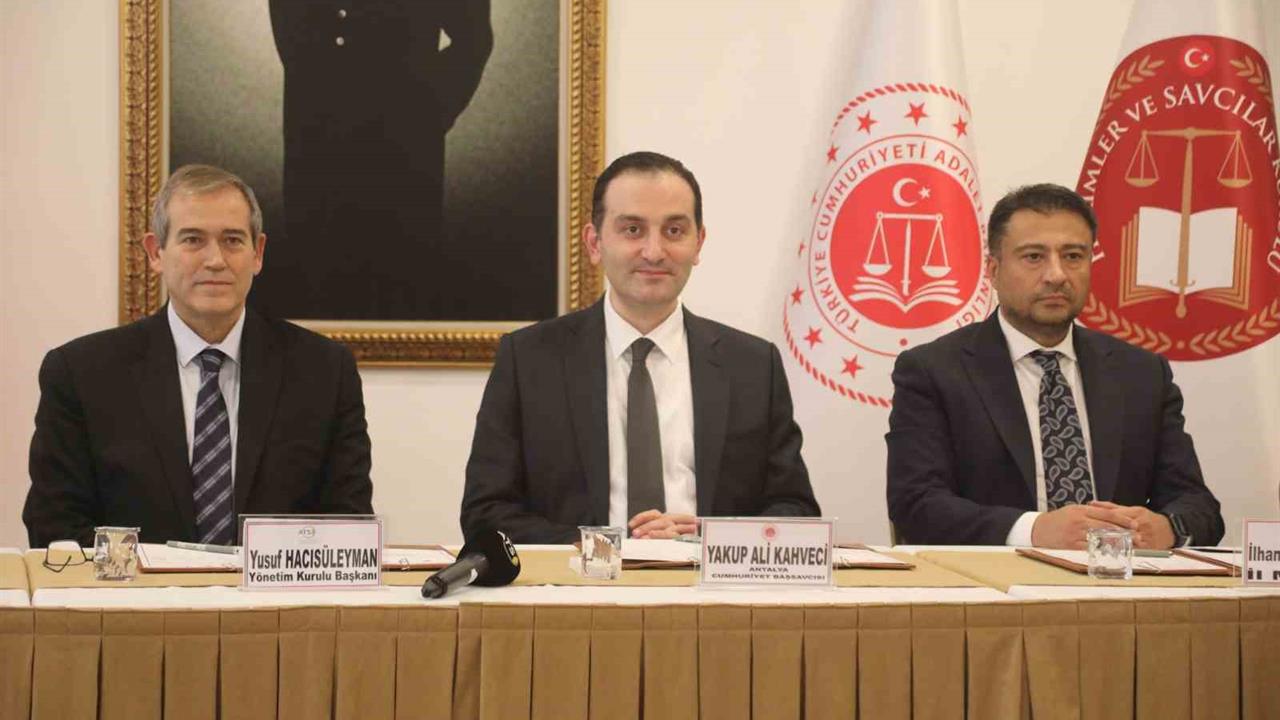 Antalya'da Denetimli Serbestlik Kapsamında Hükümlülerin İstihdamı İçin Protokol İmzalandı.