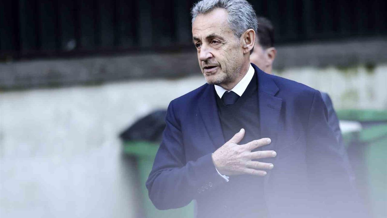 Fransa Yargıtayı, Sarkozy’nin 1 Yıllık Hapis Cezasına Temyiz Başvurusunu Reddetti.