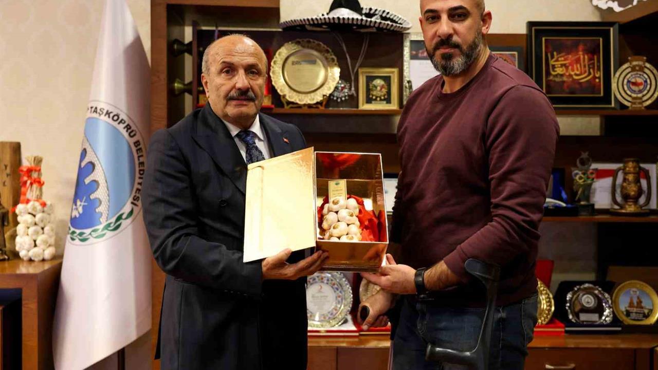 Kastamonu'da Filistinli Gazeteci Shehada, Türkiye'nin desteğini vurguladı.