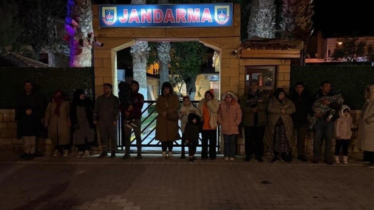 Çanakkale'de Jandarma, 6 Organizator ve 105 Kaçak Göçmeni Yakaladı