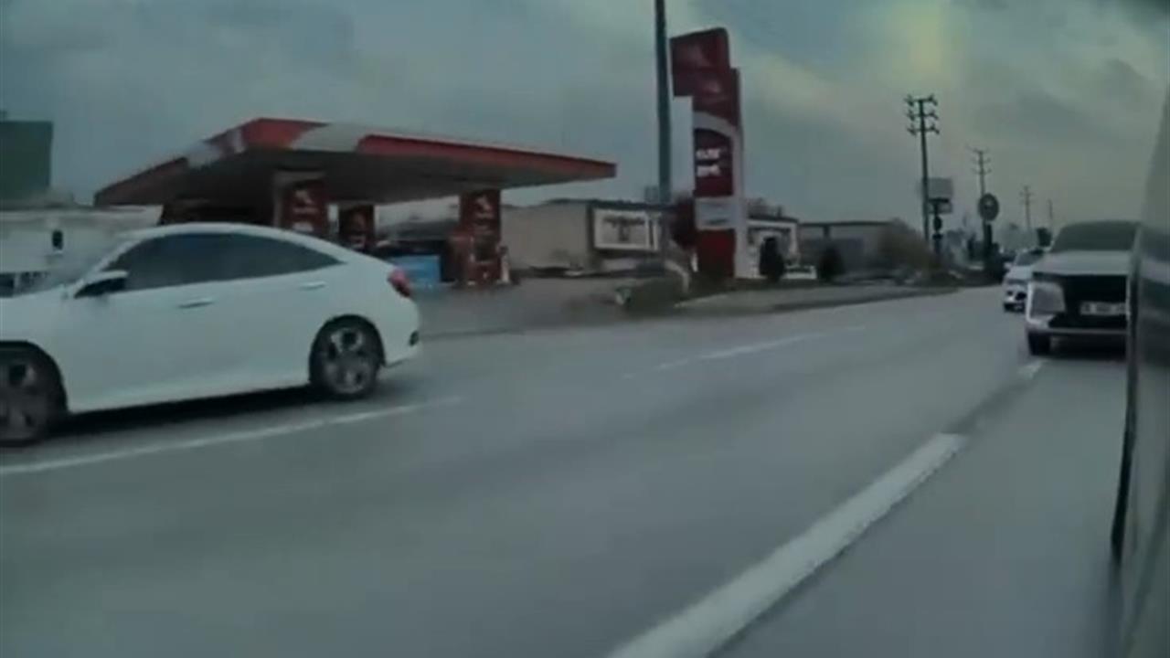 Bursa Nilüfer'de Hızlı Sürüş Yapan Sürücü Tehlike Yarattı