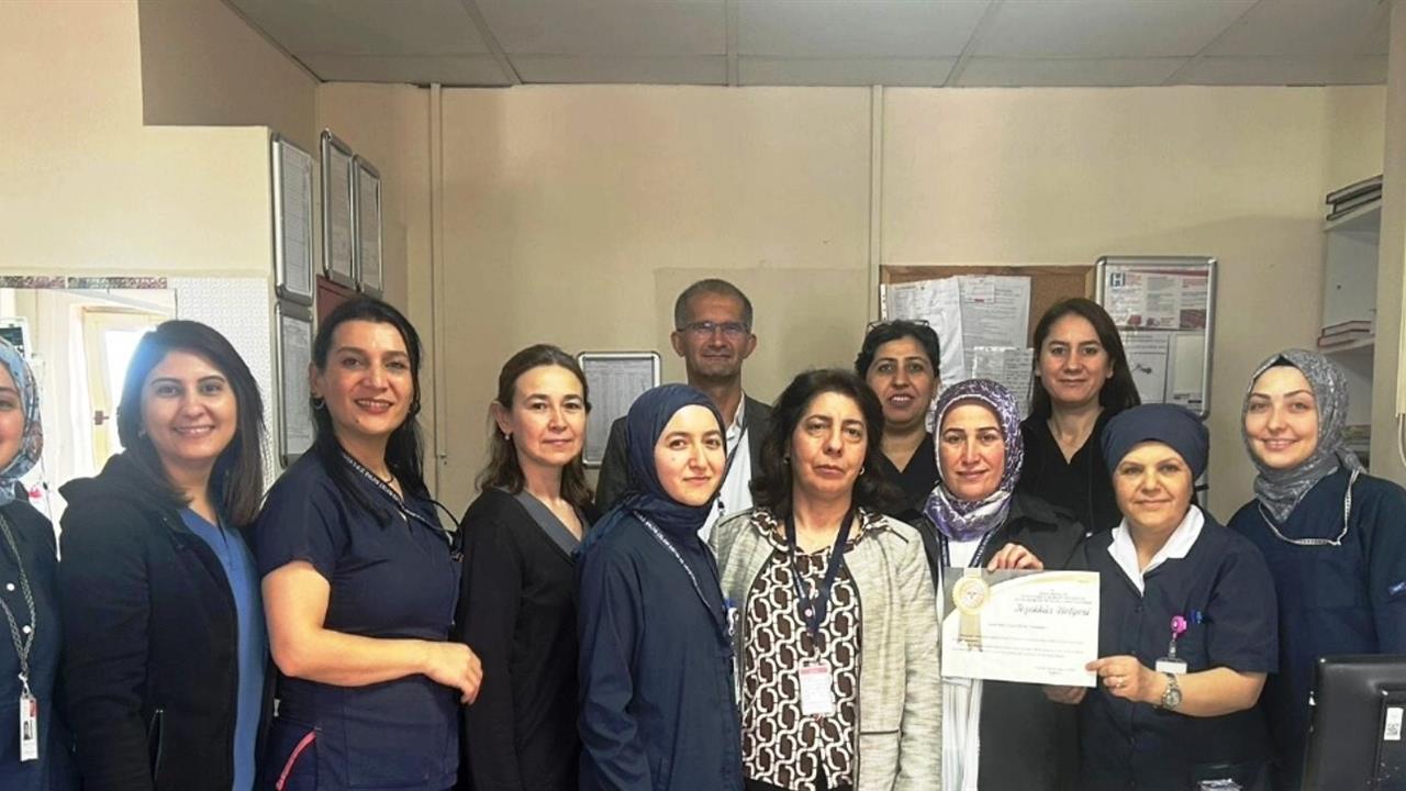 Kütahya Evliya Çelebi Eğitim ve Araştırma Hastanesi’ne Teşekkür Belgesi Verildi