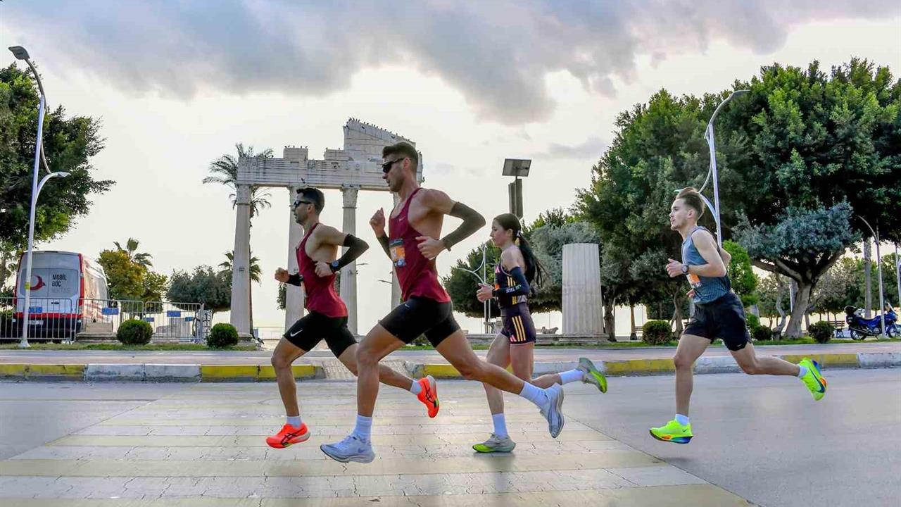 Mersin Büyükşehir Belediyesi, 7. Uluslararası Mersin Maratonu'na ev sahipliği yapacak.