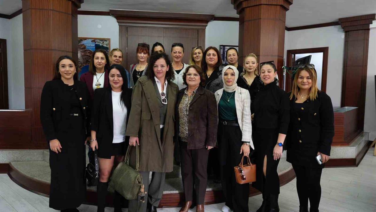 Didim'de Başkan Gençay, Kadın Girişimcileri Ağırladı