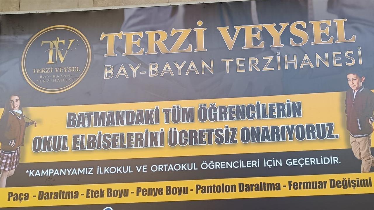 Batman Merkez'de Terzi Sabahattin Gerkin, Öğrencilerin Kıyafetlerini Ücretsiz Onarıyor.